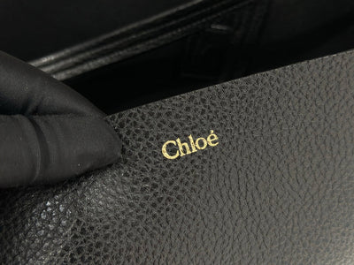 Chlo Spin tote bag in black grained leather - Image 6