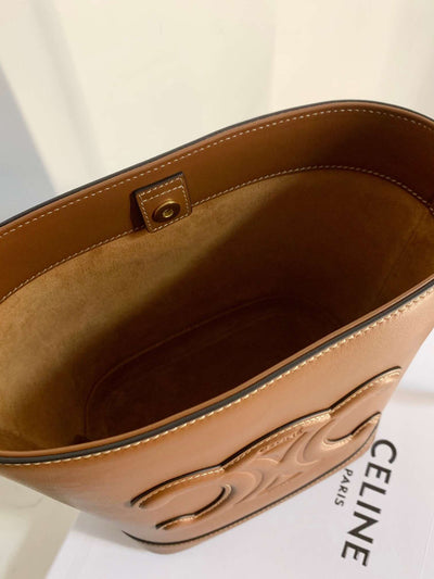 Cel*ne small bucket cuir triomphe brown bucket handbag 30x22x12cm - image 2