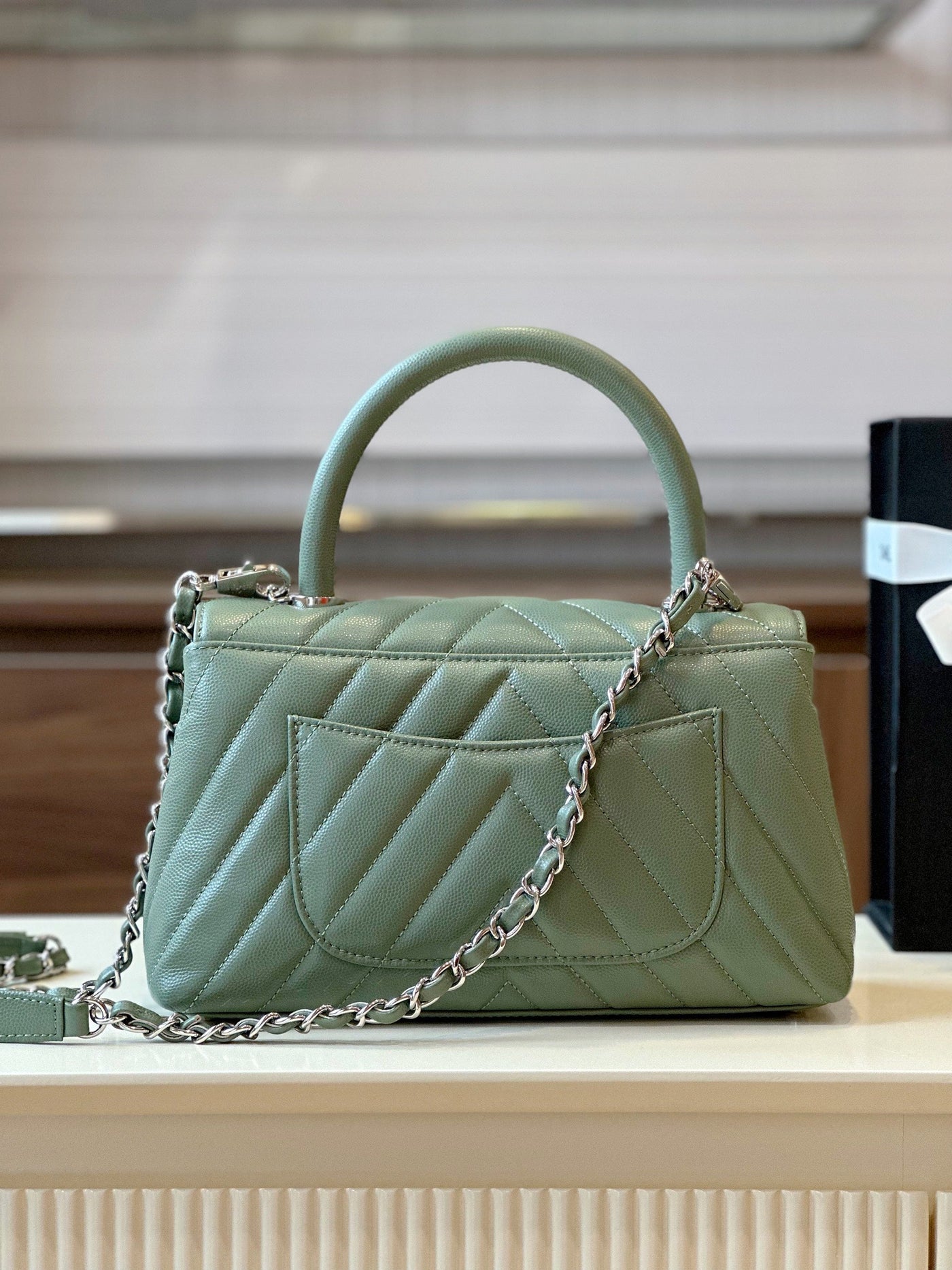 Chan*l coco v-shaped pattern replica 11 handbag green with silver lock 25cm - image 3