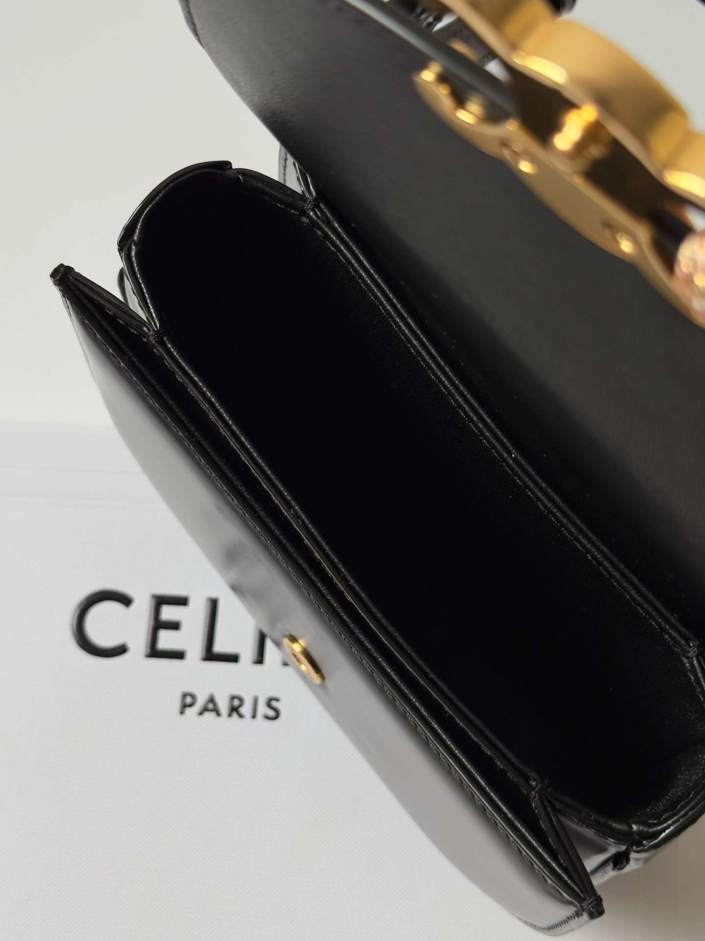 Cel*ne mini crossbody black leather strap gold lock 15.5x11cm - image 2