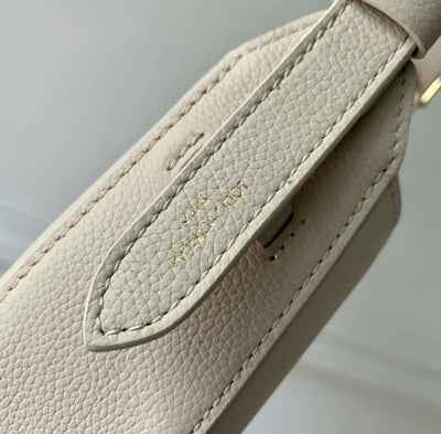 Lou*s Vuitt*n lv lowkey lock pattern woman’s handbags 26x18x7cm - image 5