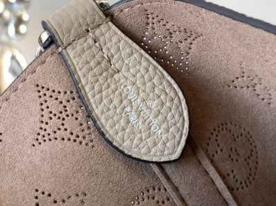 Lou*s Vuitt*n lv blossom pm mahina handbags 20x20x12.5cm - image 5