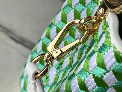 Lou*s Vuitt*n lv capucines green and white pattern handbags 21cm - image 3
