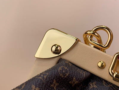 Lou*s Vuitt*n lv clucth tisitt like auth lock handbags 28x14cm - image 5