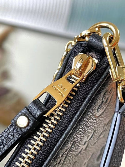 Lou*s Vuitt*n lv easy pouch on strap super handbags black 19×11.5x3cm - image 2