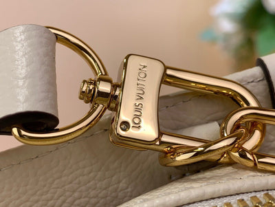 Lou*s Vuitt*n lv on the go mini replica 11 white milk handbags 25x13x10cm - image 4