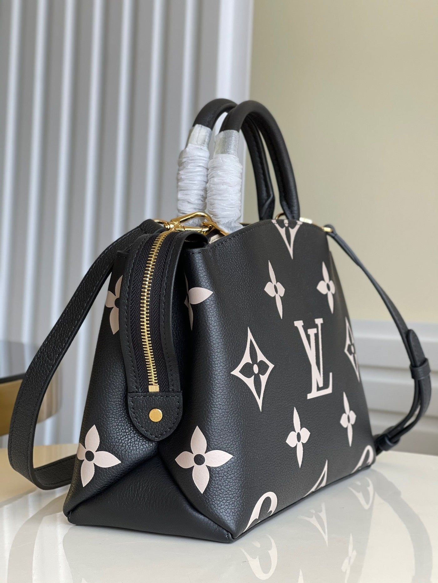 Lou*s Vuitt*n lv petit palais da bicolor monogram empreinte handbags 29x18cm - image 3