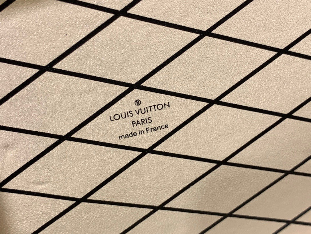 Lou*s Vuitt*n lv petite musical pattern like auth handbags 20×12.5x5cm - image 7