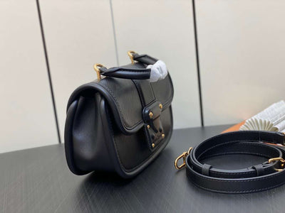 Lou*s Vuitt*n hide and seek bag black woman’s handbags 21x15x8cm - image 3