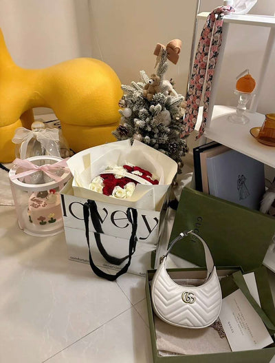 Guc*i gg marmont half moon luxury handbag white 24cm - image 2