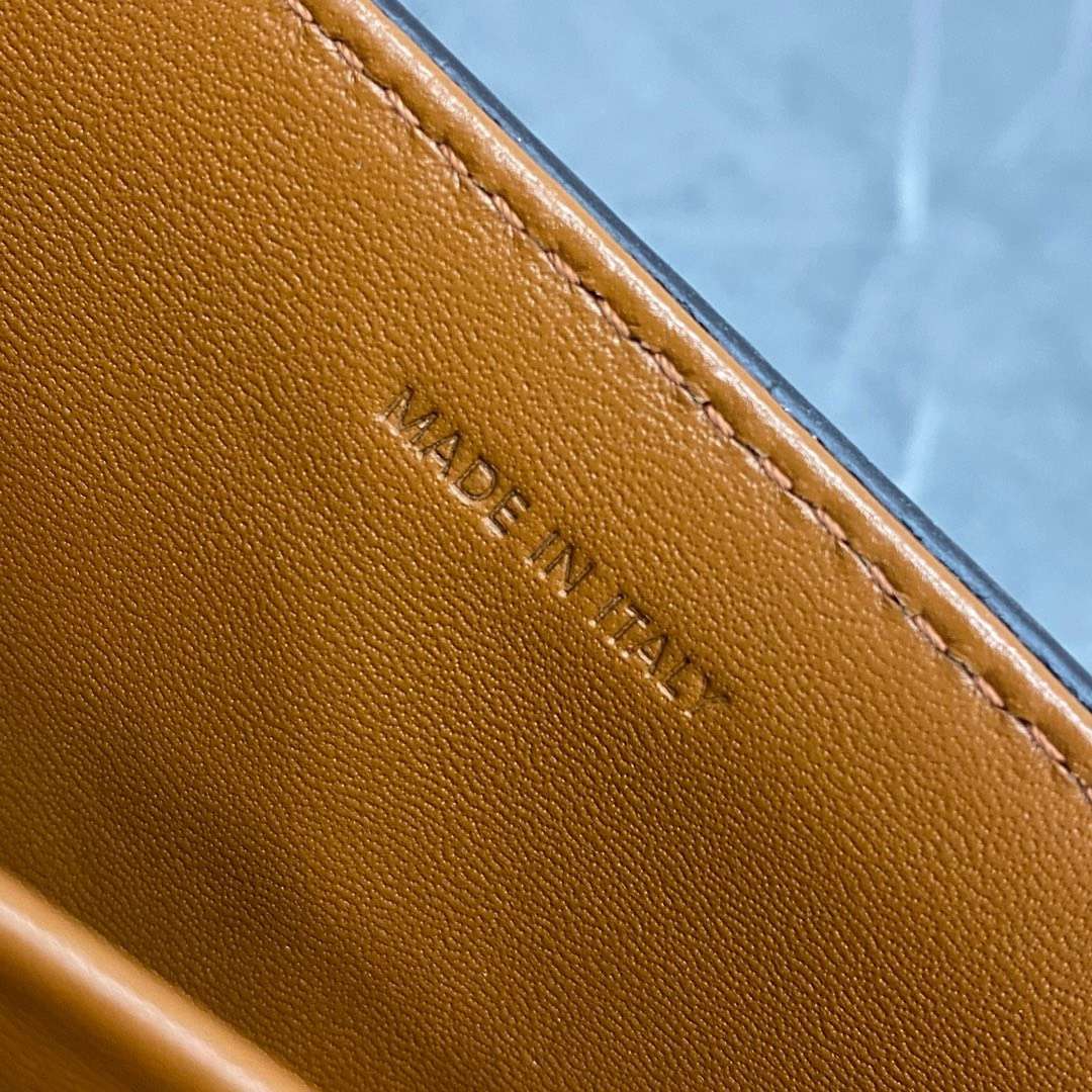 Cel*ne triomphe handbag printed logo super quality smooth leather 20x12cm - image 7