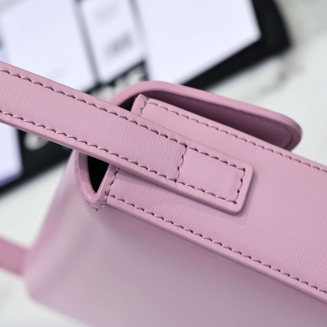 Cel*ne triomphe handbag replica 11 pink super smooth leather 20x12cm - image 8