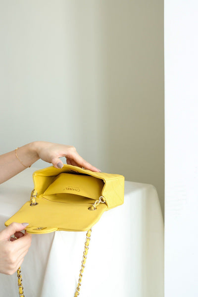 Chan*l classic flap mini like auth handbag woman’s yellow 20cm - image 3