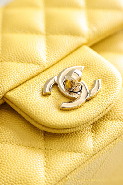Chan*l classic flap mini like auth handbag woman’s yellow 20cm - image 4