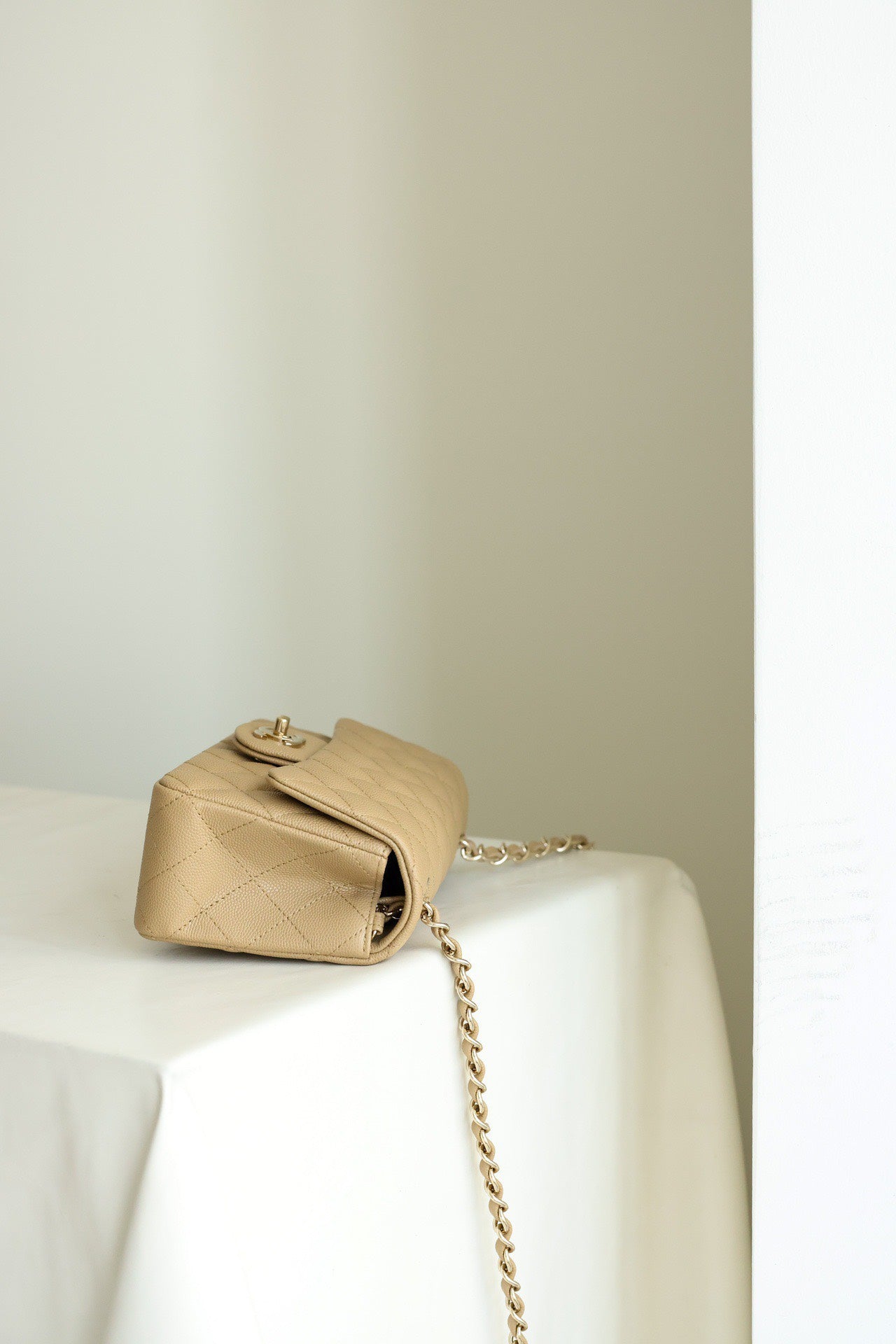 Chan*l classic 11 handbag flap mini woman’s beige 20cm - image 2