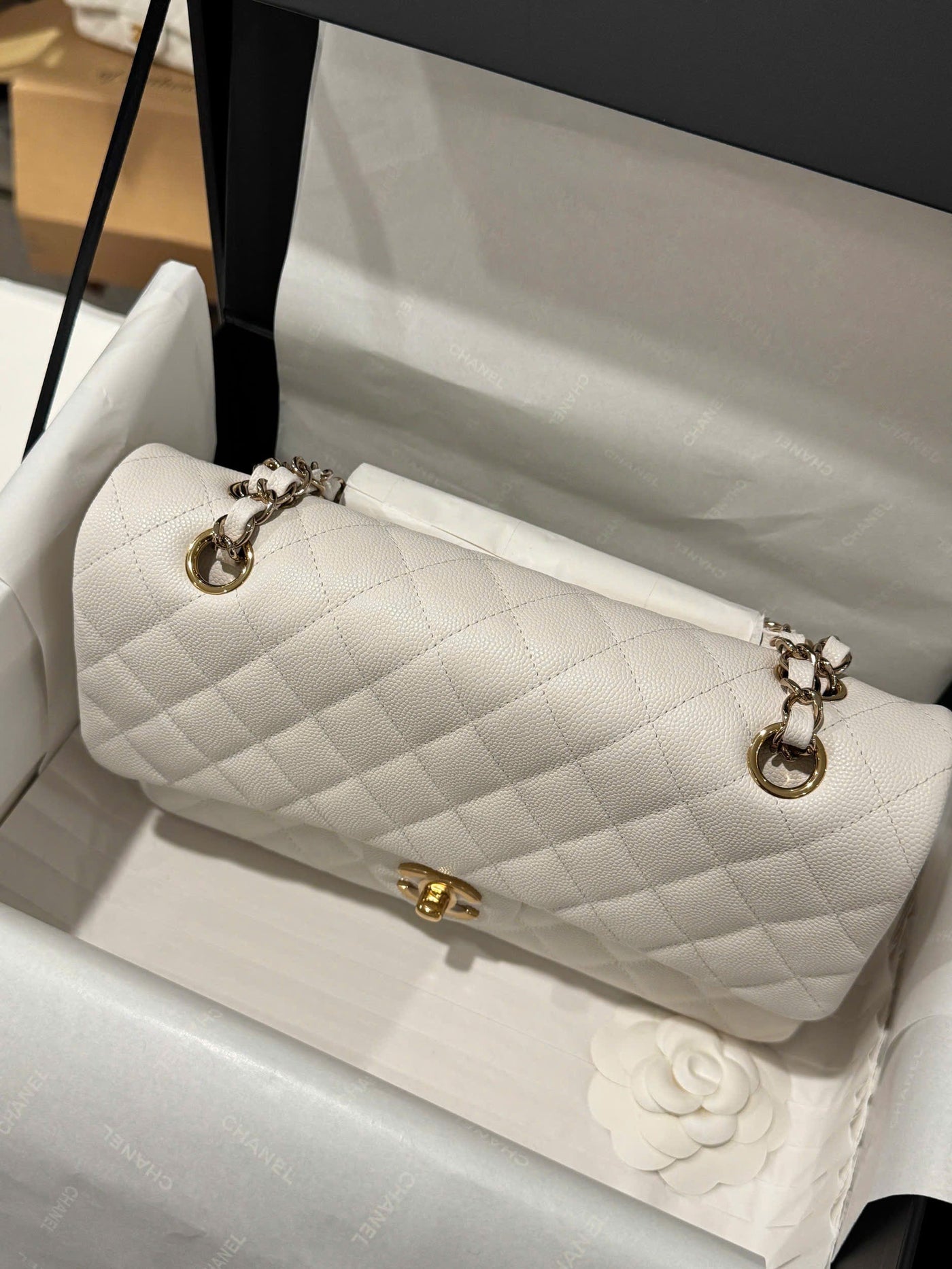 Chan*l classic woman’s white like auth handbags lock gold 25cm - image 2