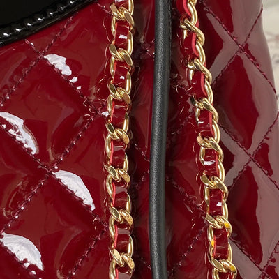 Chan*l mini shopping bag handbags red shiny leather 31cm - image 4