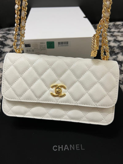 Chan*l woc charm handbags white lizard skin with lock pattern bag 20cm - image 3