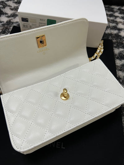 Chan*l woc charm handbags white lizard skin with lock pattern bag 20cm - image 7