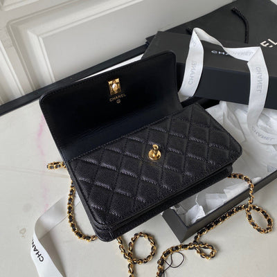 Chan*l woc charm replica 11 handbag lizard skin black with gold lock 20cm - image 7