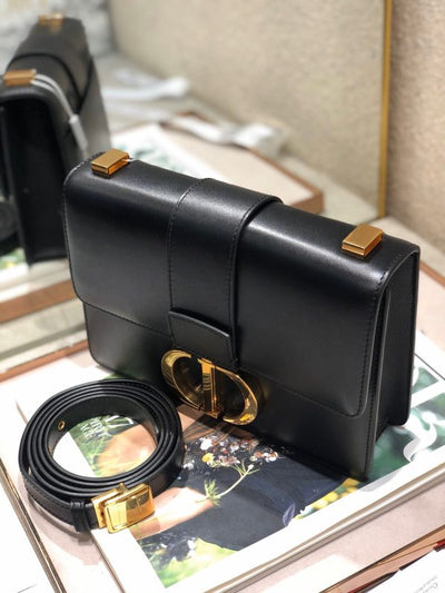 Di*r 30 montaigne super high-quality women’s handbag black with gold lock 24x17x8cm - image 4