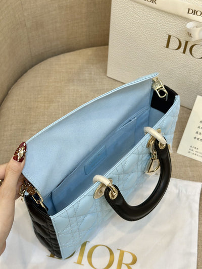 Di*r d-joy women’s handbag, ice blue cowhide leather, like auth 26cm - image 2