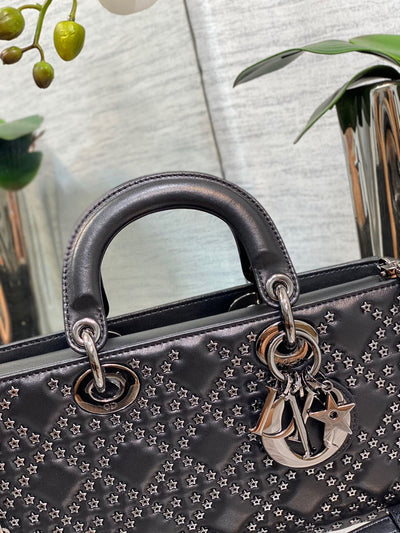Di*r d-joy super premium black handbag with star studs 26cm - image 5