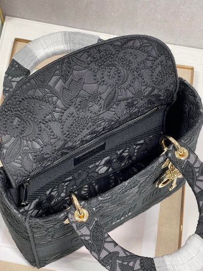 túi xách Di*r lady họa tiết ren hoa nữ màu đen rep 11 cao cấp 24cm - image 6