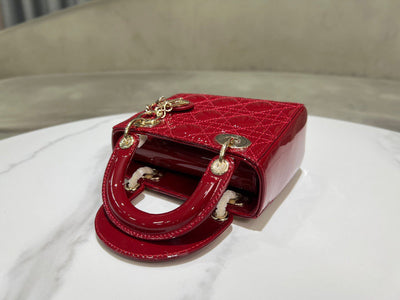 Di*r lady mini super quality women’s handbag, glossy red, 17cm - image 5
