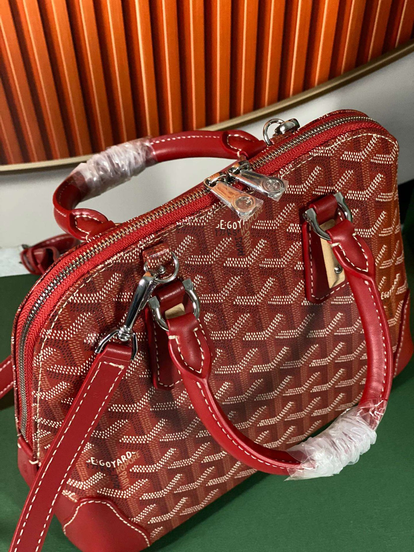 Goya*d alma vedome red super quality handbag with fabric wrapped leather strap 24cm - image 3