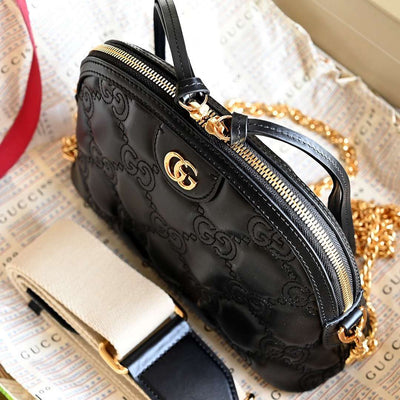 Guc*i matelasse like auth bag with embossed gc pattern 21cm - image 5
