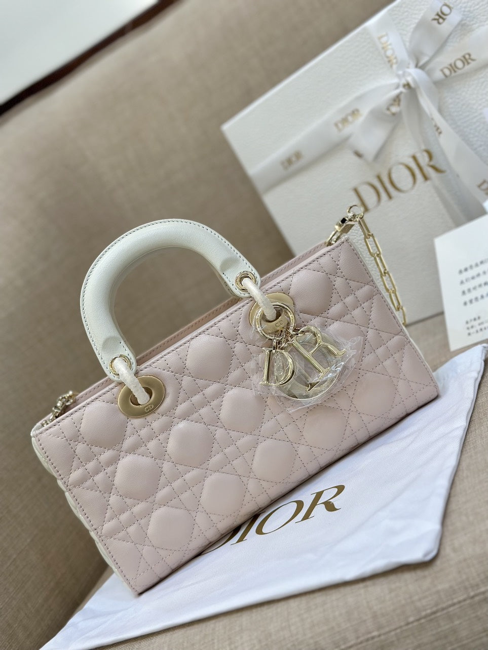Di*r d-joy women’s handbag pink cowhide 26cm - image 5