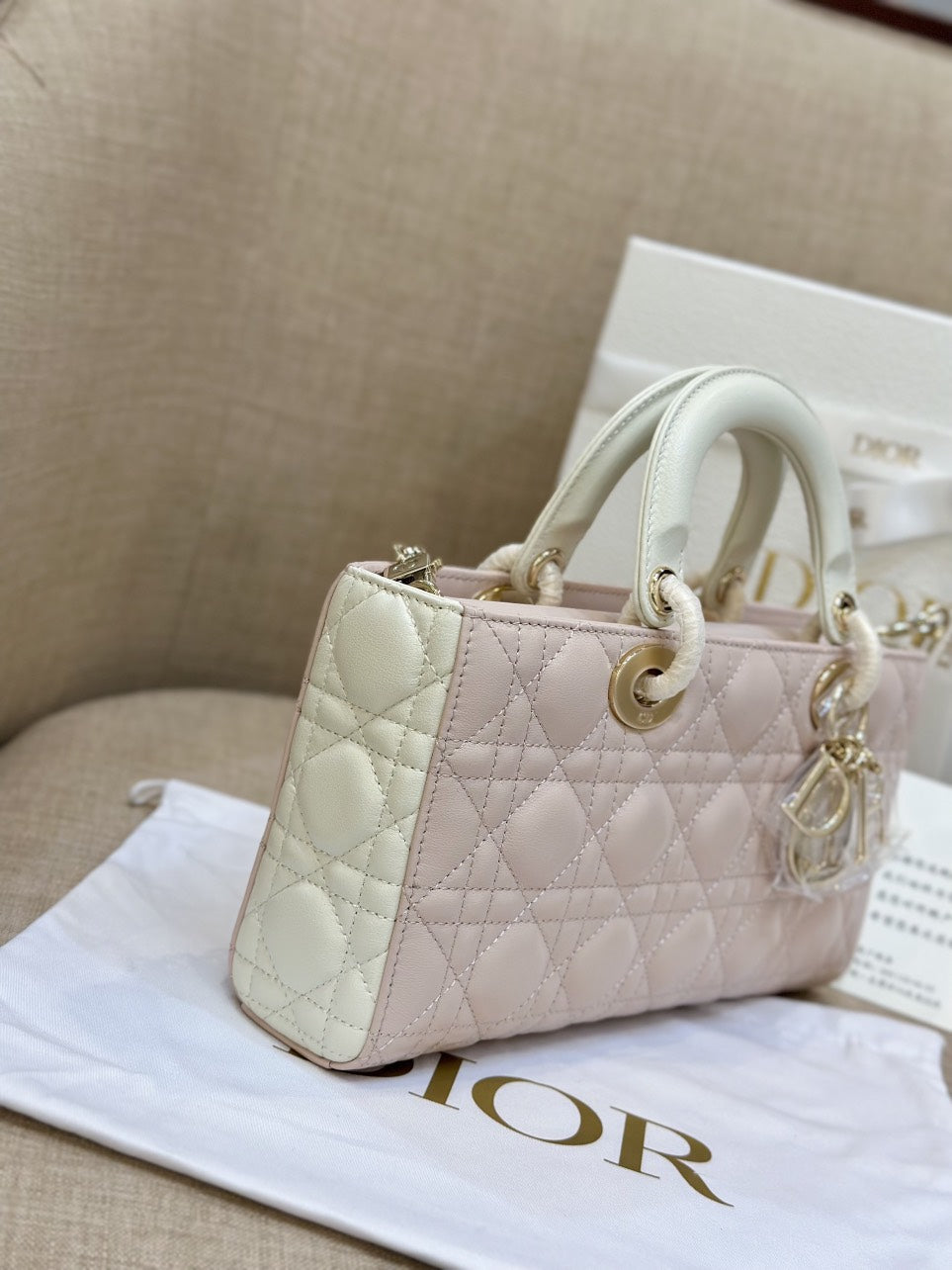 Di*r d-joy women’s handbag pink cowhide 26cm - image 8
