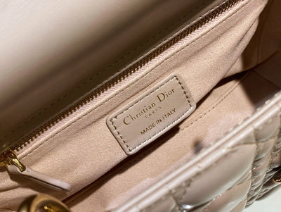 Di*r lady super light pink handbag 20cm - image 7