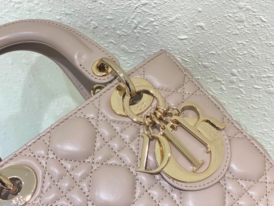 Di*r lady super light pink handbag 20cm - image 8