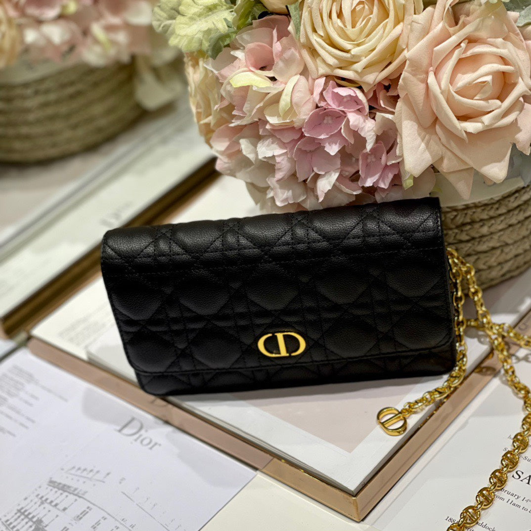 Di*r woc women’s black handbag with gold lock 20×11.5×3.5cm - image 3