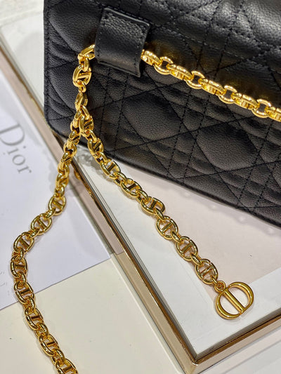 Di*r woc women’s black handbag with gold lock 20×11.5×3.5cm - image 7
