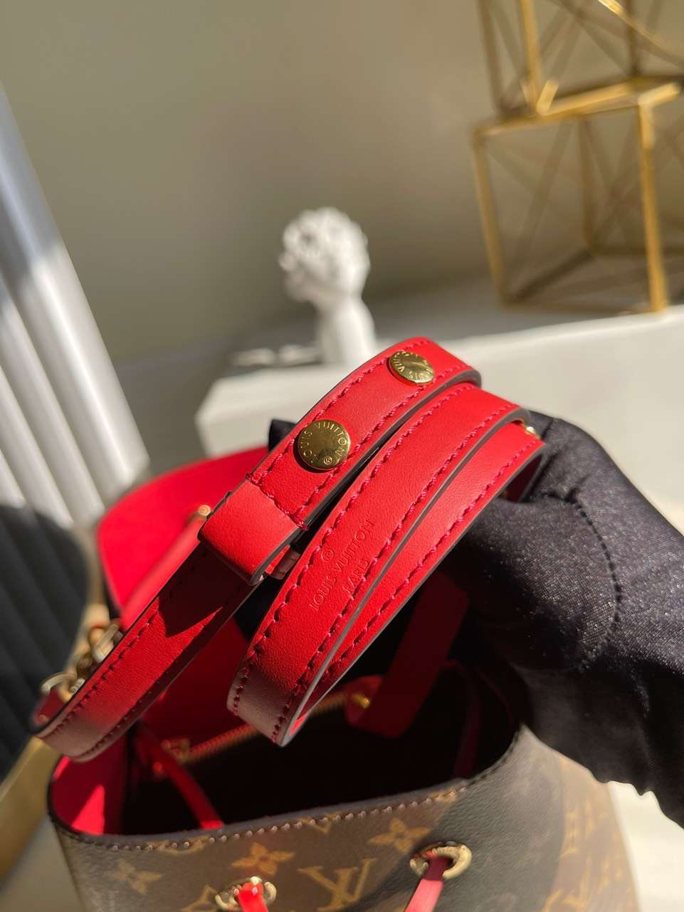 Lou*s Vuitt*n lv neonoe handle red handbags monogram 26x22x27cm - image 3