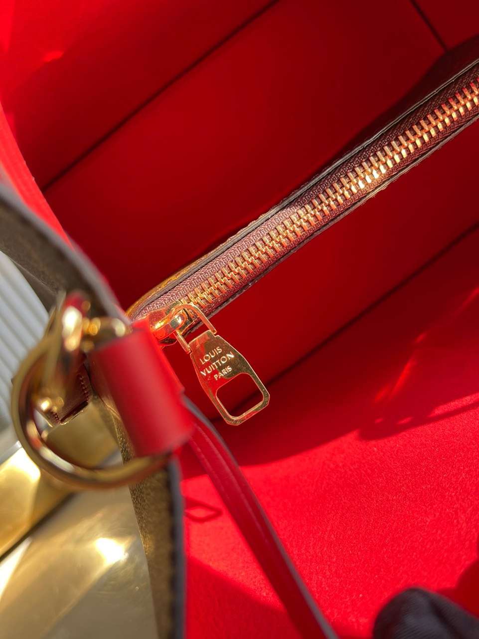 Lou*s Vuitt*n lv neonoe handle red handbags monogram 26x22x27cm - image 6