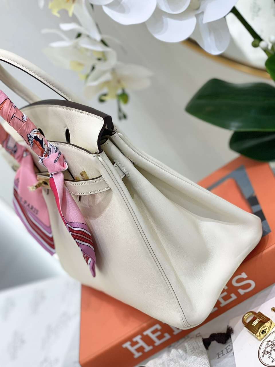 Herm*s birkin white smooth leather handbags hand sewing 25cm - image 4