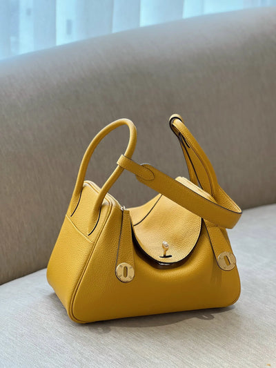 Herm*s lindy woman’s yellow leather handbags size 26cm - image 4