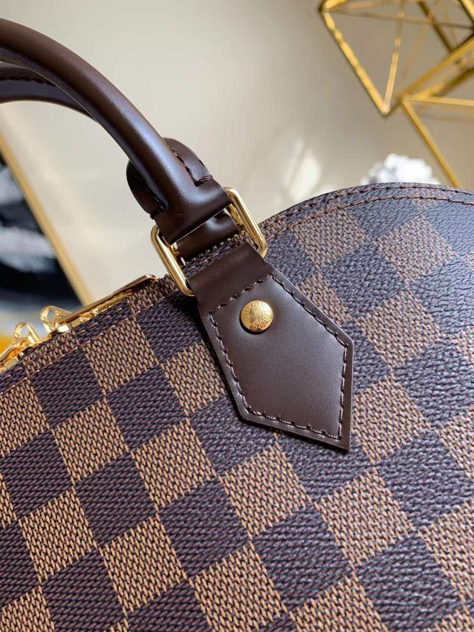 Lou*s Vuitt*n damier ebene alma pm caro pattern handbags 32mm - image 5