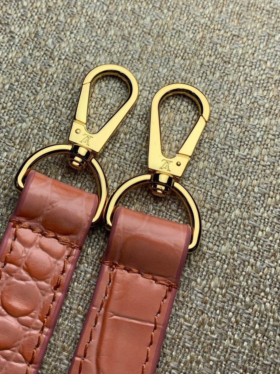 Lou*s Vuitt*n lv capucines bb earthy red like auth handbags 27cm - image 2