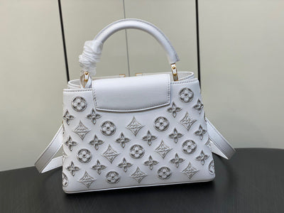 Lou*s Vuitt*n lv capucines bb white handbags 27x18x9cm - image 2