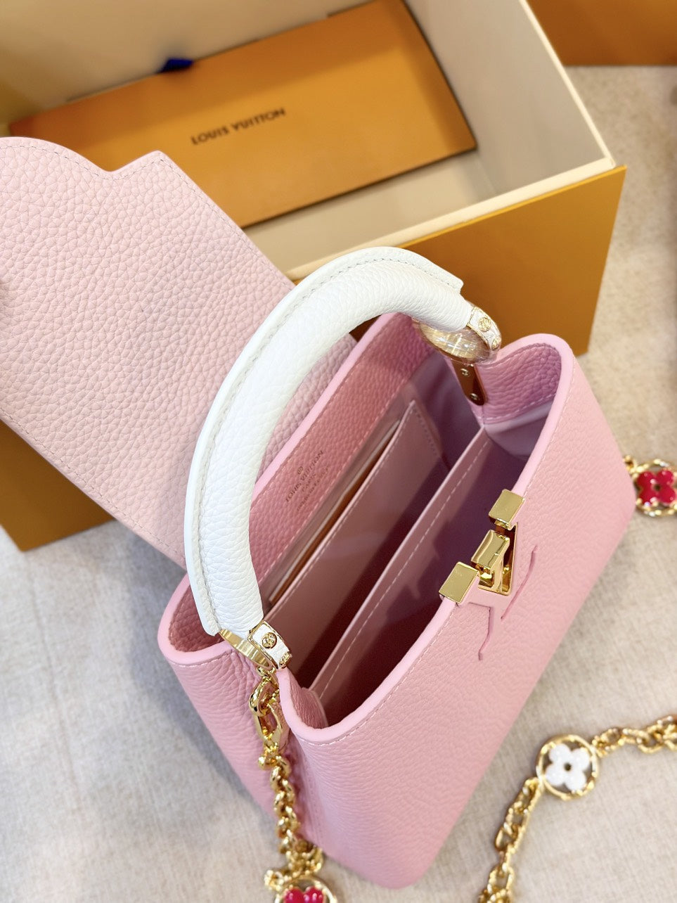 Lou*s Vuitt*n lv capucines like auth handbags pink lock gold 21cm - image 5