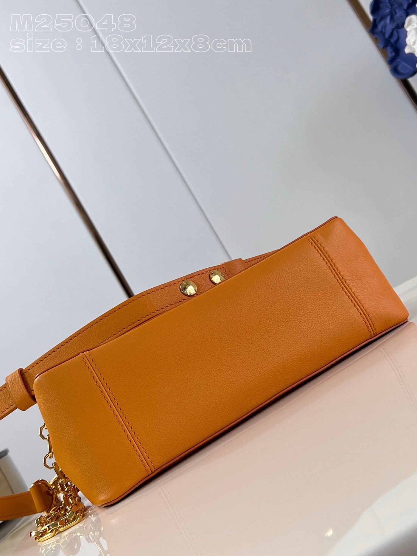 Lou*s Vuitt*n lv dauphine soft orange like auth handbags 18x12x8cm - image 3