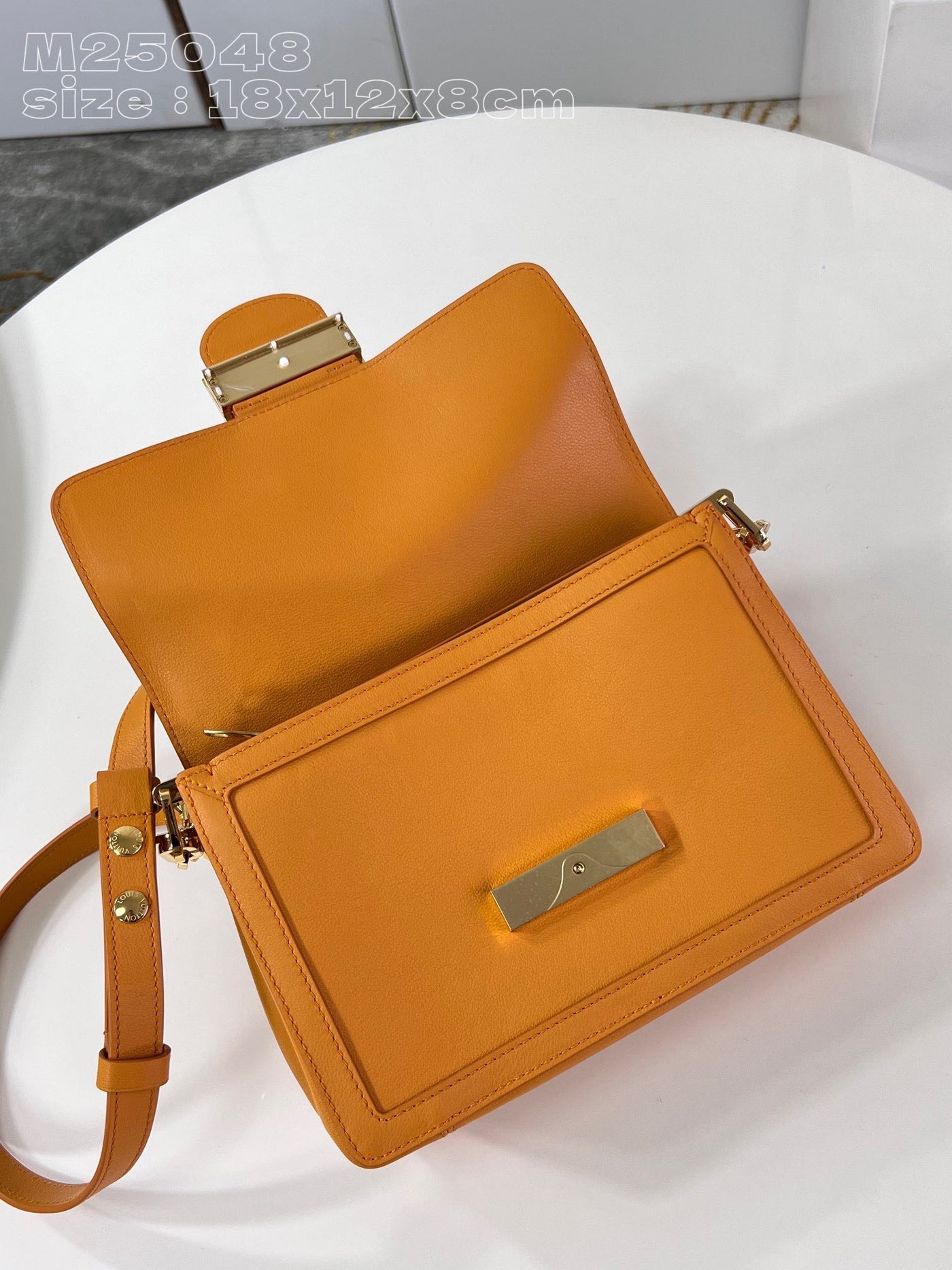 Lou*s Vuitt*n lv dauphine soft orange like auth handbags 18x12x8cm - image 6