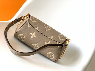 Lou*s Vuitt*n lv favorite brown like auth handbags lock gold 24x14cm - image 4