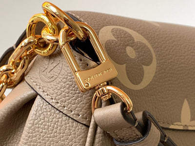 Lou*s Vuitt*n lv favorite brown like auth handbags lock gold 24x14cm - image 8