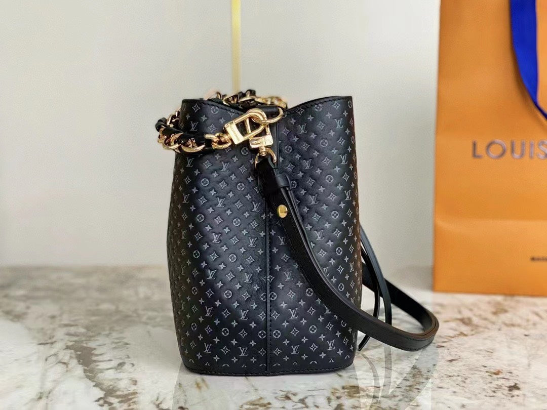 Lou*s Vuitt*n lv neonoe bb like auth black woman’s handbags 26cm - image 7